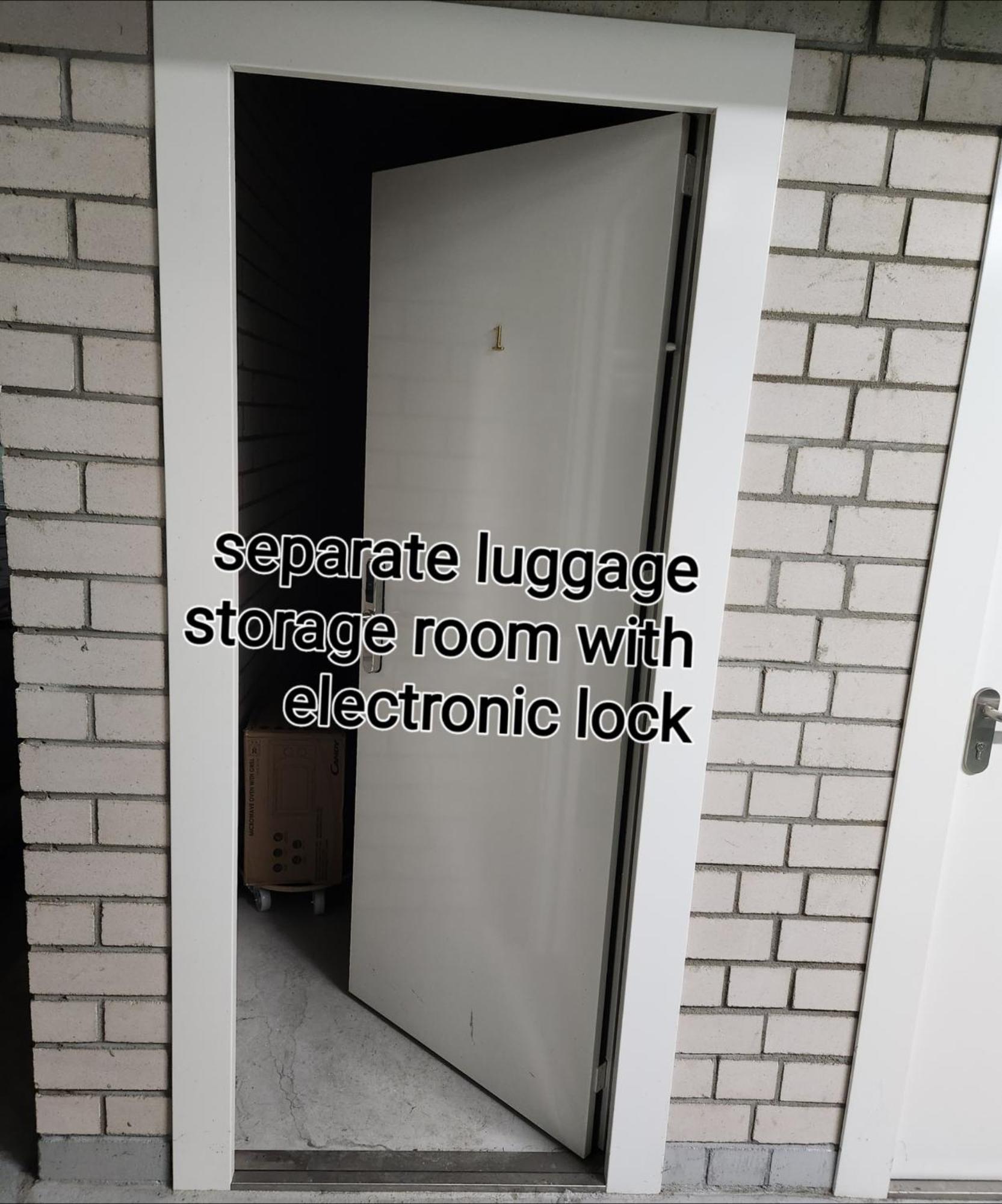 Happy Inn Egle, Self Check-In-24-7, A-C, Parking-In-The-Underground-Garage VNO Exteriör bild